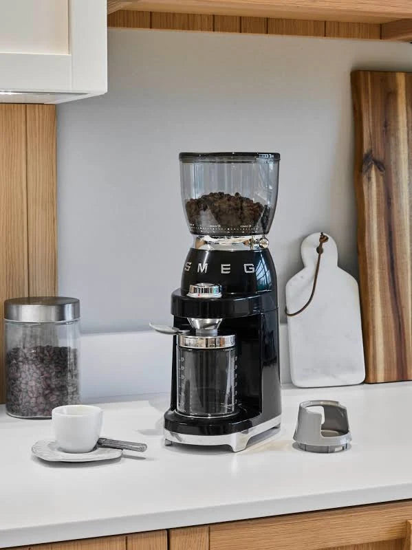 Smeg Coffee Grinder with 15 Grind Settings Precision Conical Burr Grinder for Espresso & Drip Coffee