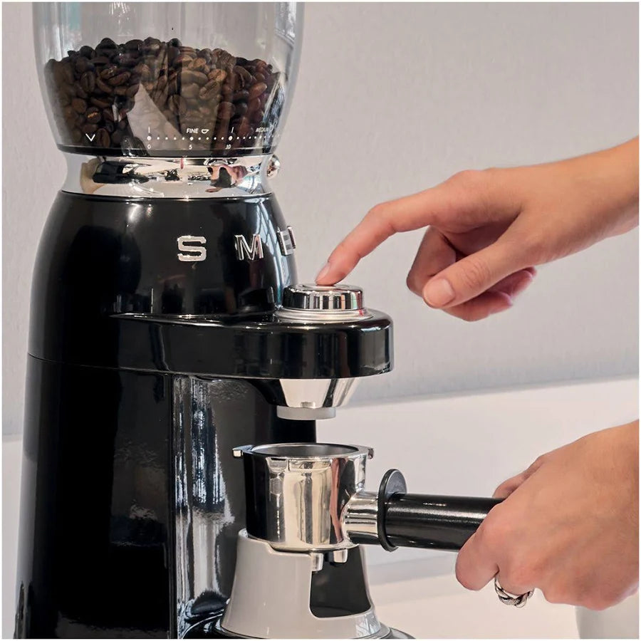 Smeg Coffee Grinder with 15 Grind Settings  Precision Conical Burr Grinder for Espresso & Drip Coffee